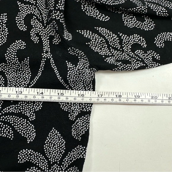 WHBM Snap Close Silk Blend Black Floral Cardigan Womens Small Long Sleeves - Picture 6 of 9